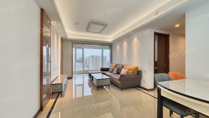 世茂璀璨天樾二手房实景图