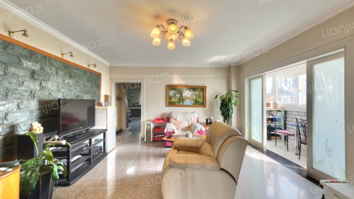 东桃园二手房实景图