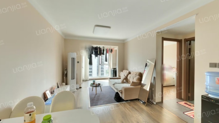 万科滨江都会（秀清园）二手房实景图