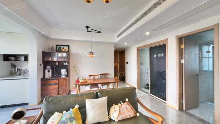 龙信·虹桥御澜二手房实景图