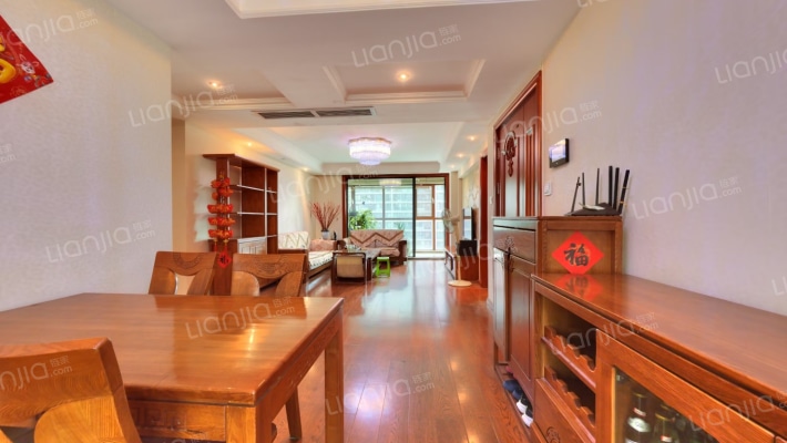 绿城紫薇广场春晓苑二手房实景图