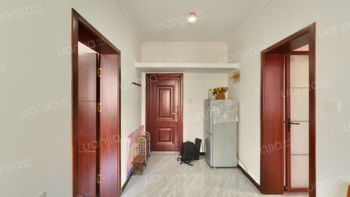 磷肥厂家属院二手房实景图