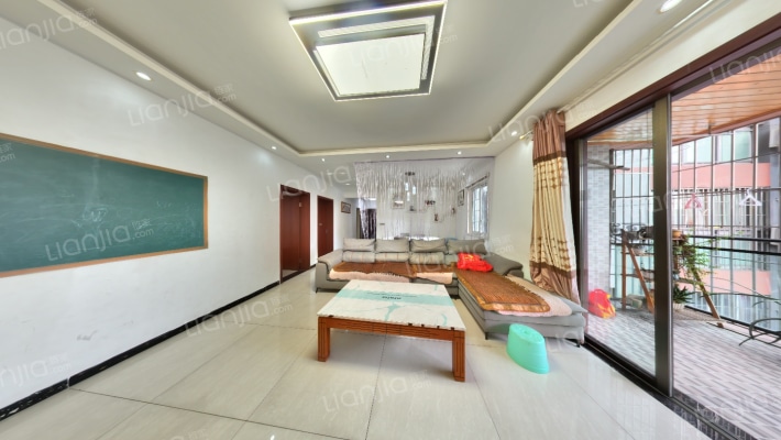 云湖西城二手房实景图