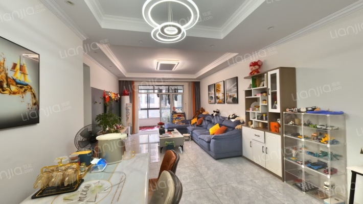 爱加欧郡2期二手房实景图