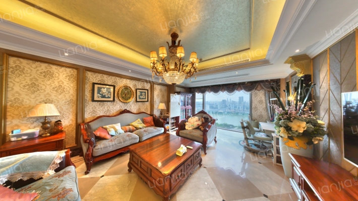 融创玖玺台二手房实景图