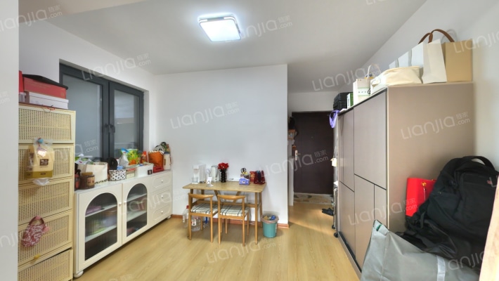 旭辉银盛泰中心二手房实景图