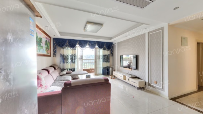 乾和珑湾二手房实景图