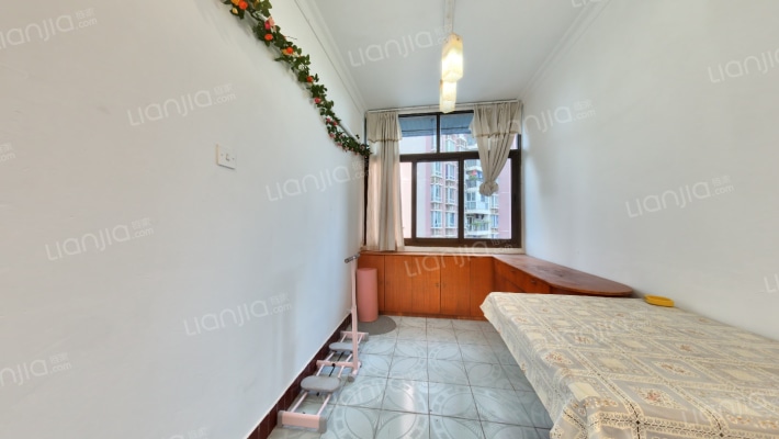 南坪西路二手房实景图