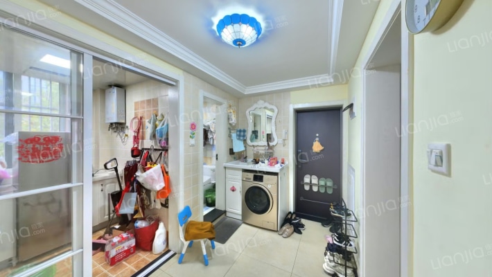 日晖新村二手房实景图