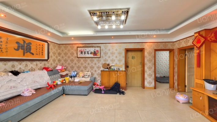 百货公司综合楼二手房实景图