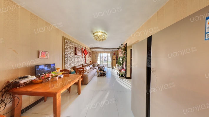 盛大蓝庭二手房实景图