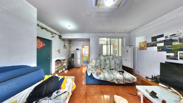 卫生路35号院二手房实景图