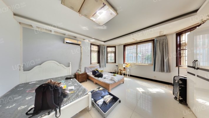 康城棕榈泉二手房实景图