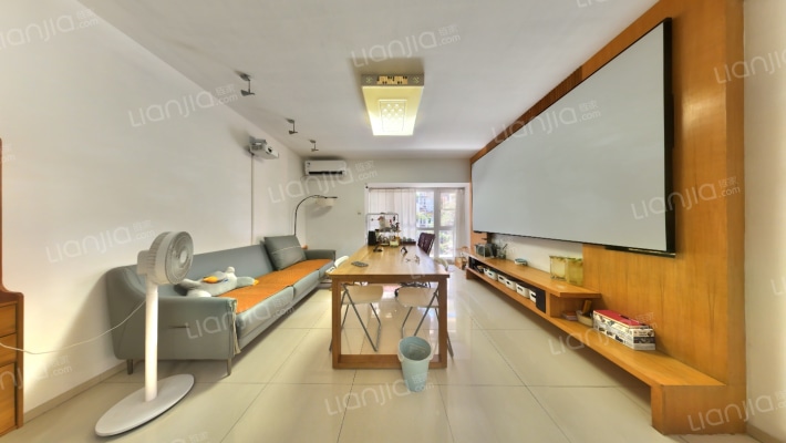 中海怡瑞山居二手房实景图