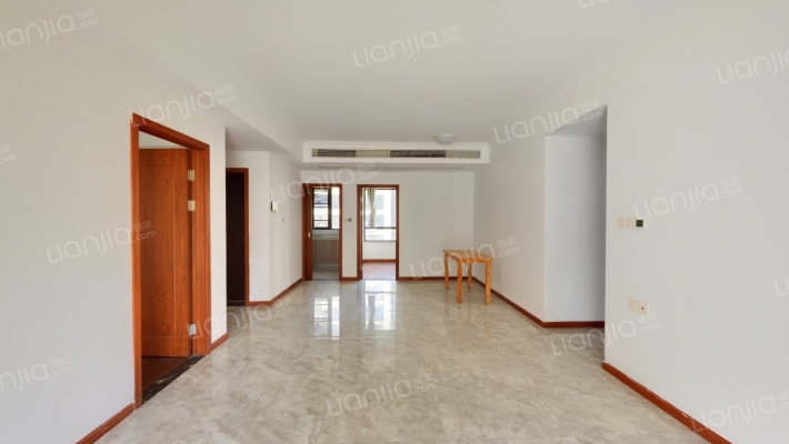 中南悦府南区二手房实景图