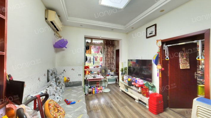 劳动新一村二手房实景图