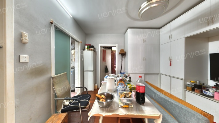 灵桥小区二手房实景图