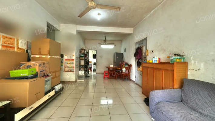 康华苑二手房实景图