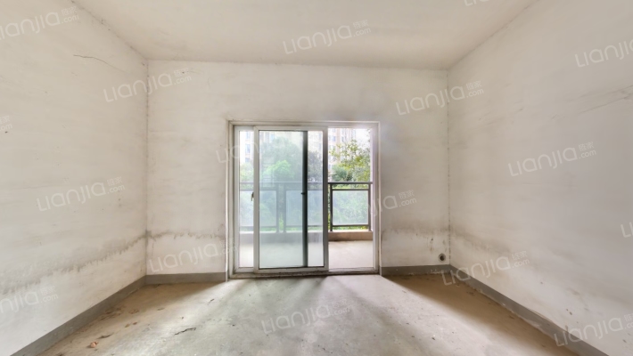 中大长江紫都四期二手房实景图