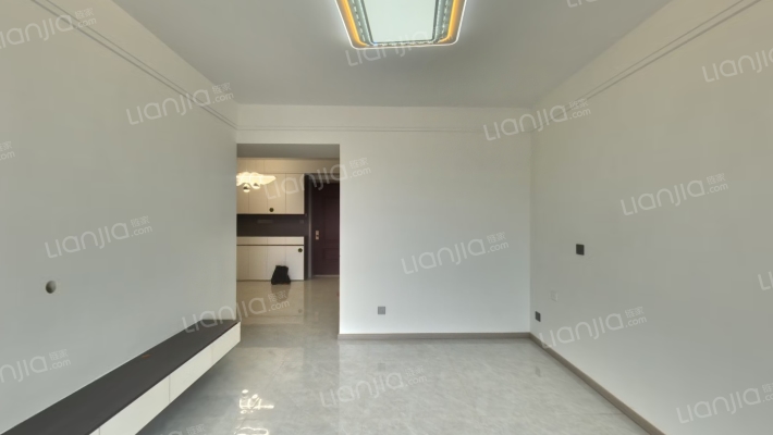 谦祥万华城华府二手房实景图