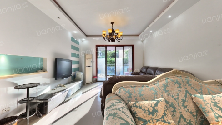 云满庭C区二手房实景图