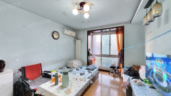 首座绿洲二手房实景图