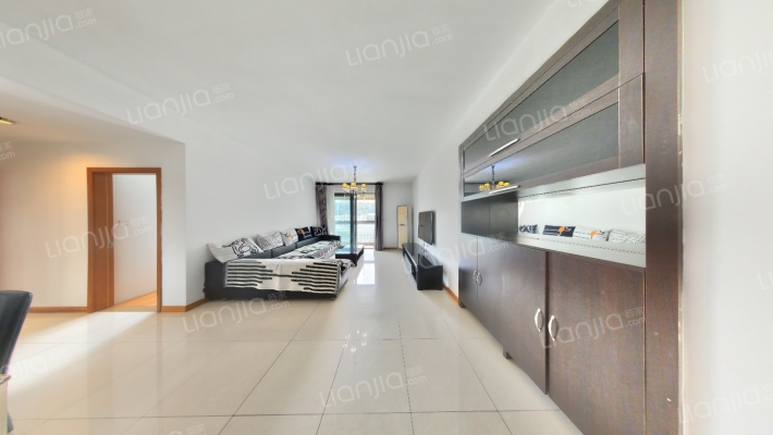 雍江艺庭二手房实景图