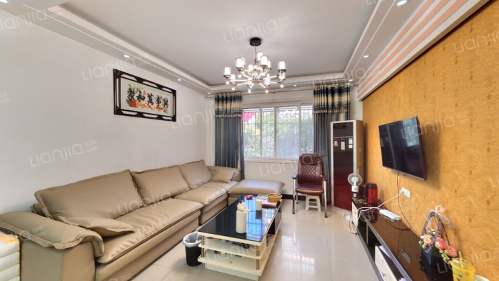 华城铂宫二手房实景图