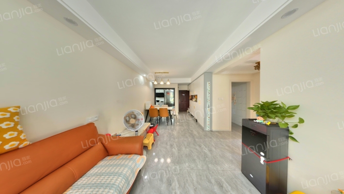 富力湾澜庭二手房实景图