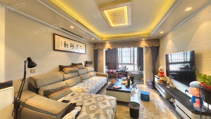 华城铂宫二手房实景图