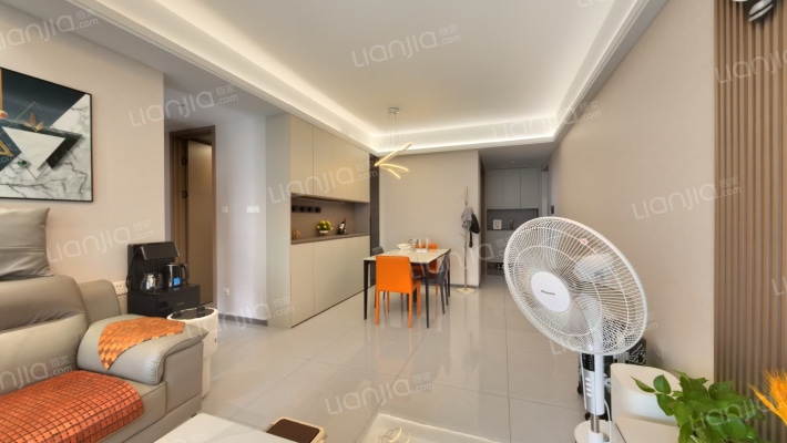 蔚然璀璨花园二手房实景图