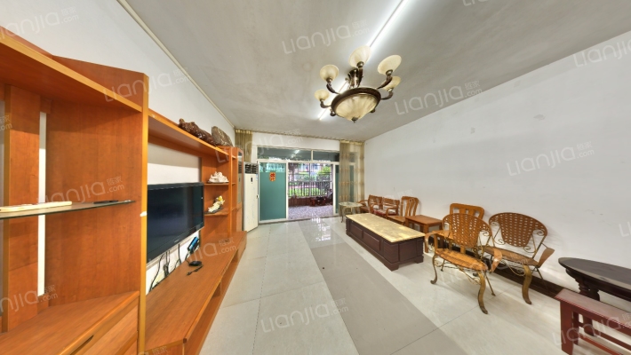 柏林半山雅墅二手房实景图