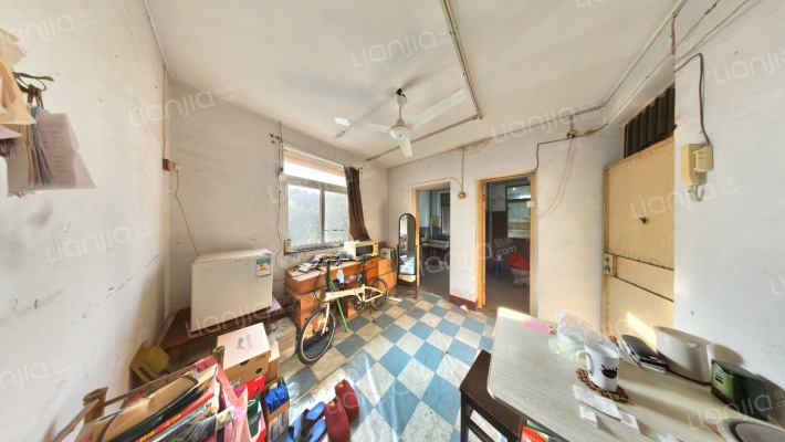 凯旋路117号二手房实景图