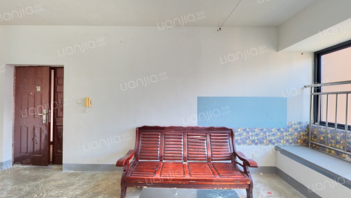 龙桥花苑五组团二手房实景图