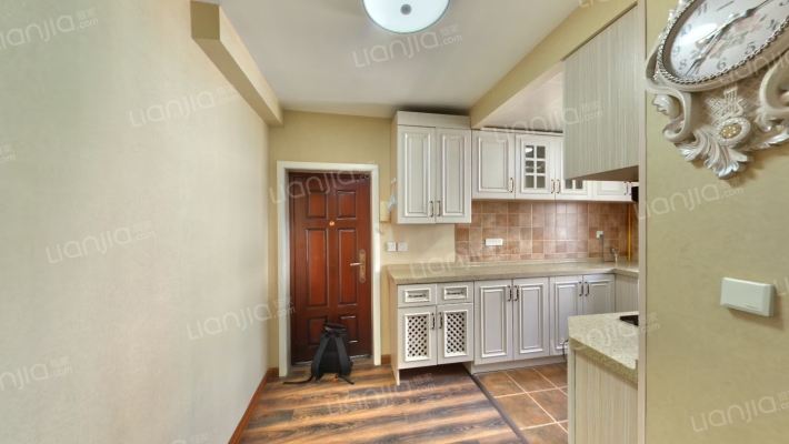 辅恩里二手房实景图