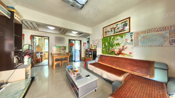 金湖星苑二手房实景图