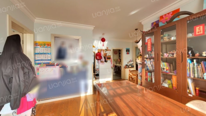 东一时区二手房实景图