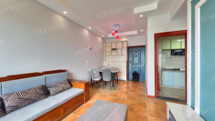 天泰凤阳小镇南区二手房实景图