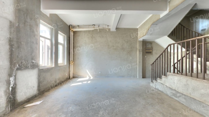 森海豪庭二手房实景图