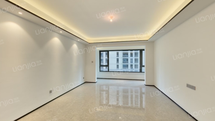 碧桂园云顶三期二手房实景图