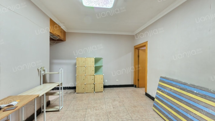 知春嘉园二手房实景图