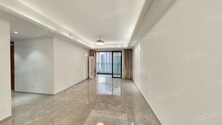 越秀臻荣府二手房实景图