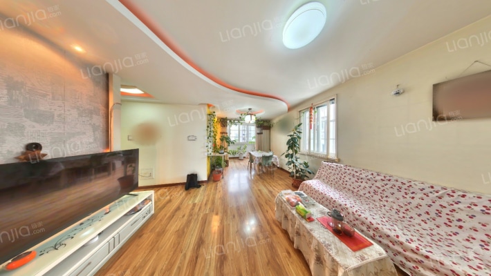 世纪新苑二手房实景图