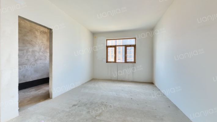 奥山澜橼二手房实景图