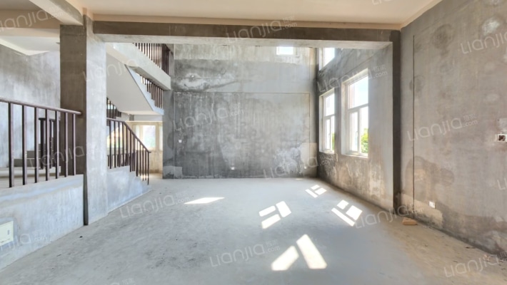 森海豪庭二手房实景图