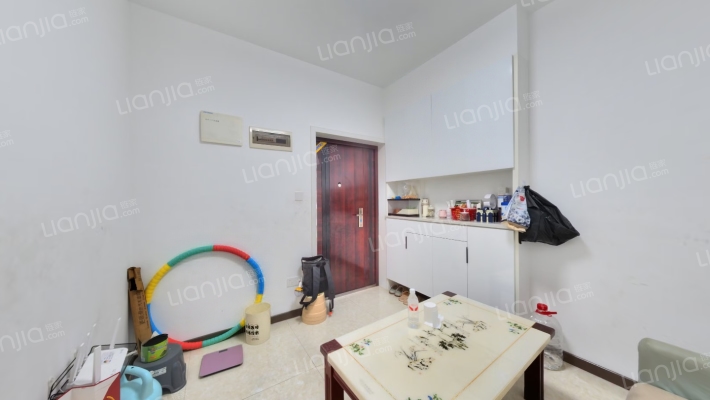 环湖雅居B区A组团二手房实景图