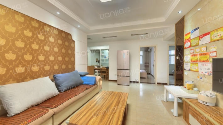 晶华城二手房实景图