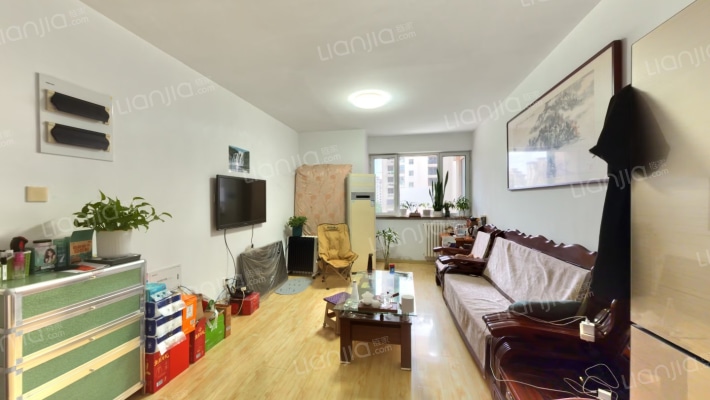 南岭新园B区二手房实景图