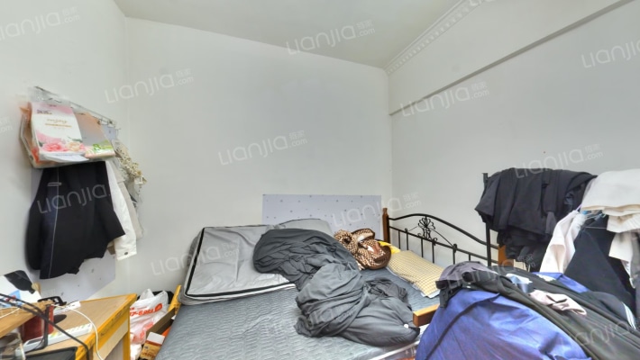 水库市场综合楼二手房实景图