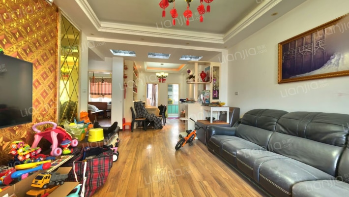 泊湖湾二手房实景图